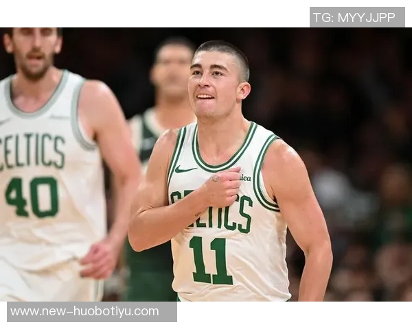 普理查德表现稳定17投7中三分8投3中贡献19分外加4篮板3助攻1抢断