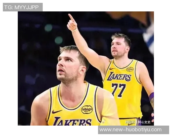 东契奇盛赞斯玛特防守技巧称其独特表现令人惊叹 东契奇盛赞斯玛特防守技巧称其独特表现令人惊叹