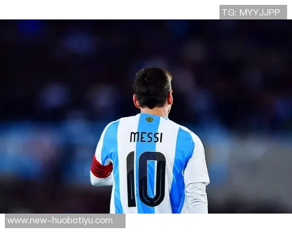 梅西射门击中横梁后麦卡利斯特破门助阿根廷领先1-0